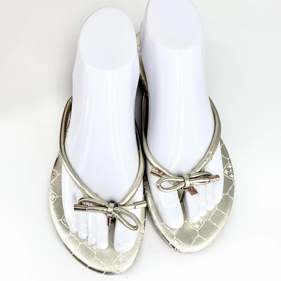 Nanette Lepore Melanie Flip Flops Sandals 7.5M Gold Metallic Leather Elegant - Picture 2 of 9